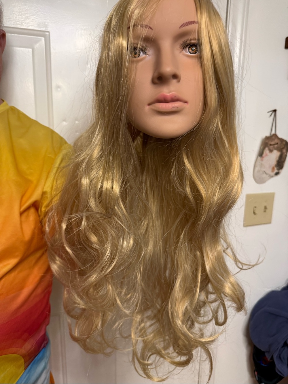 New 30” Blonde Synthetic Big curl Wig just out of package